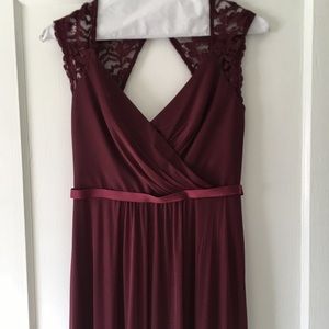 David’s bridal bridesmaids dress - color : wine
